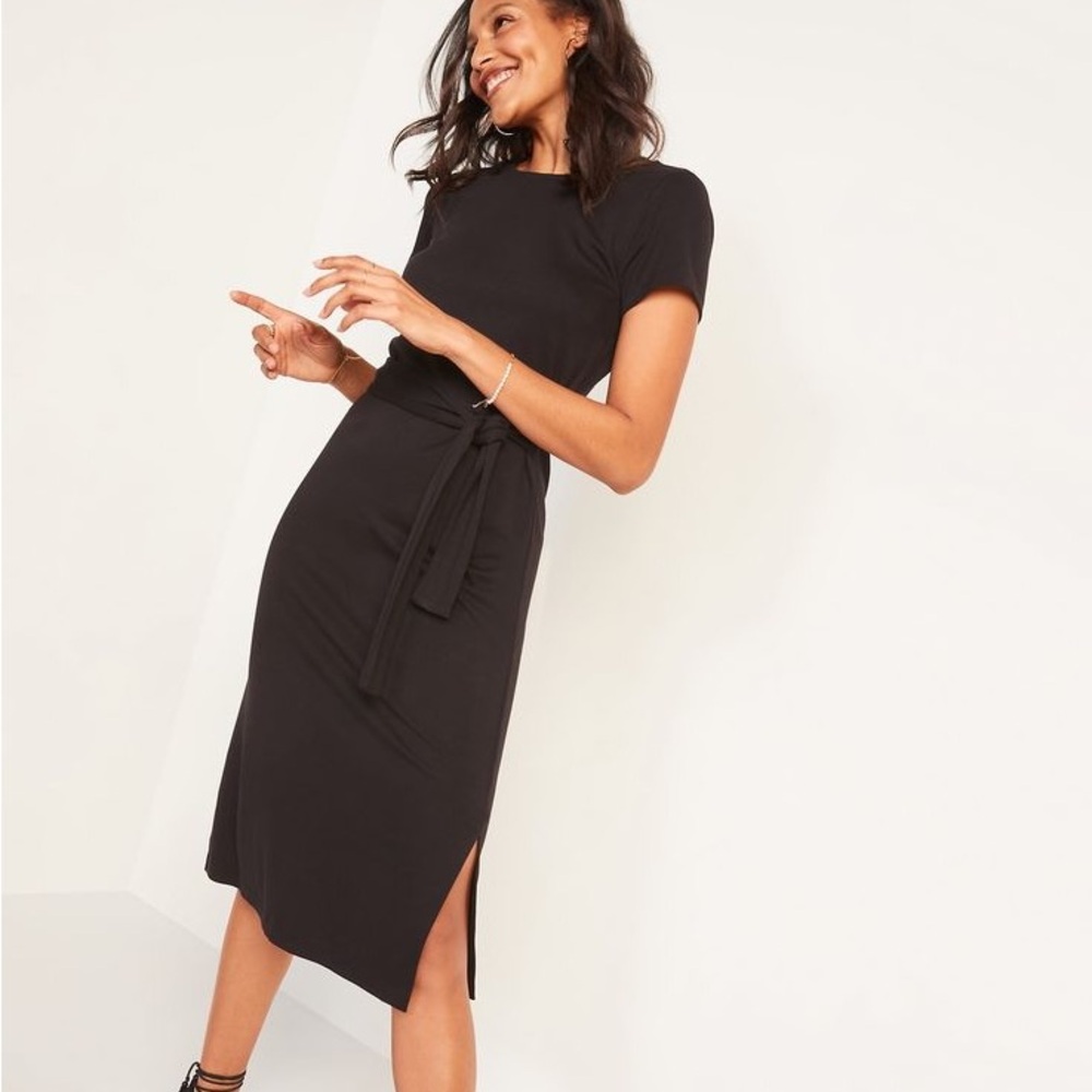 Old Navy Black Midi Dress with tie